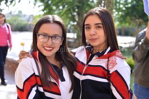 15112017 Mirna y Lizbeth.