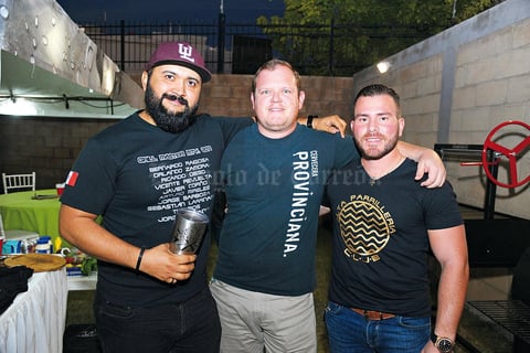 16112017 Orlando, Javier y Vicente.
