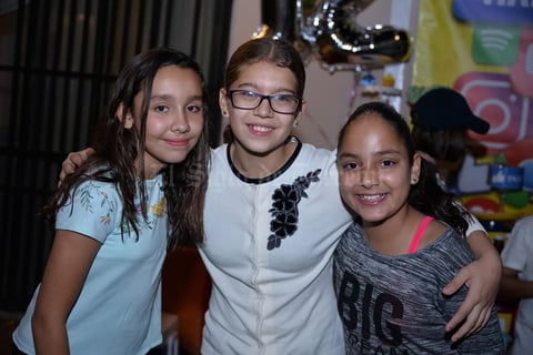 16112017 Ana Pao, Michelle y Athena.