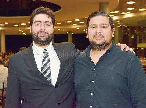 16112017 EN RECIENTE EVENTO.  Rogelio y Gerardo.