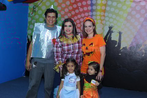 17112017 Ricardo, Karina, Anilú, Sara y Annia.