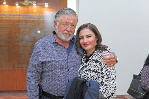 18112017 Mauricio y Verónica.