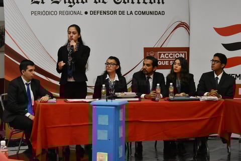 Al final, las respuestas de los seis integrantes de cada equipo les valió la sumatoria de puntos para su calificación.