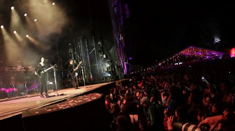 Toda la curva cuatro del Autódromo Hermanos Rodríguez rockeó con la música de este grupo.