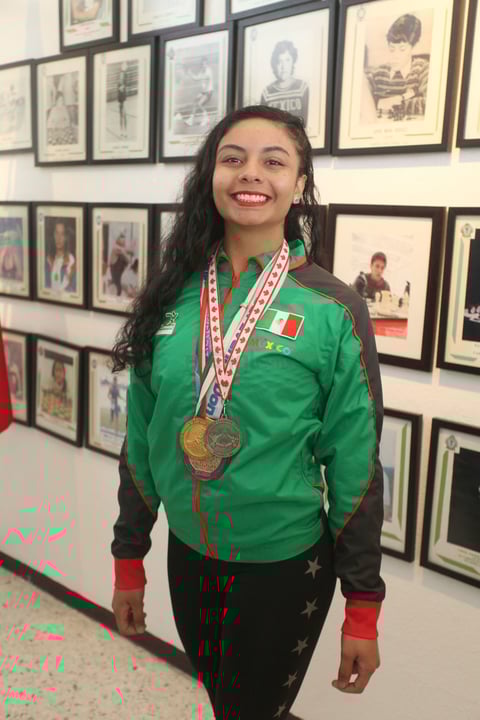 Deborah Christell Marín Palomares. Fintness Atlético.