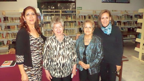 22112017 VELADA LITERARIA.  Blanca Dgz., Antonia Priego, Irma Leyva y Patricia Taboada.