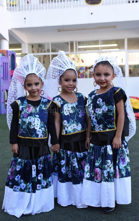 22112017 Sofía, Atzhiry y Suri.