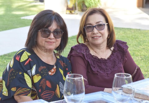 23112017 Magaly y Carmen.