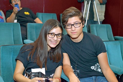 23112017 Anafer y Diego.