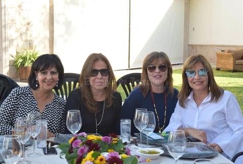 Gina, Silvia, Blanca y Cristina