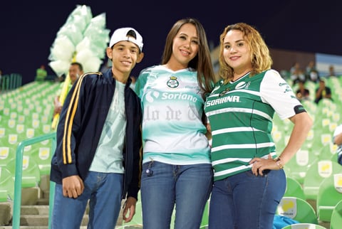 28112017 Jesús, Aren y Rachelle.