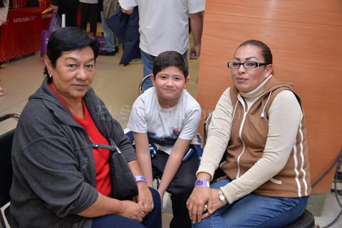 28112017 Graciela, Santiago y Cecilia.