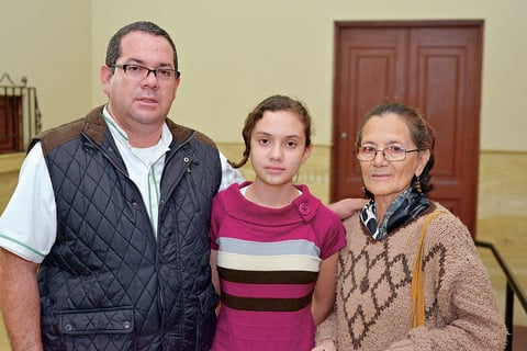 29112017 Julio, Angélica y Juana Alicia.