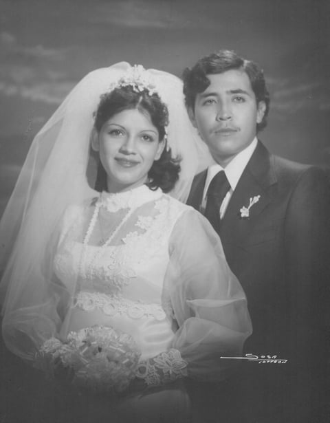 10122017 Ma. Guadalupe Blanco y Gerardo Rimada el 9 de diciembre
de 1977.