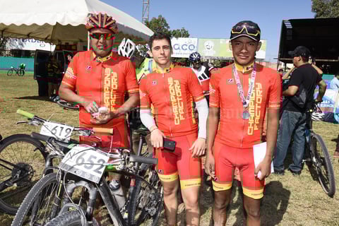 01122017 Erick, Jesús, Ale y Óscar.