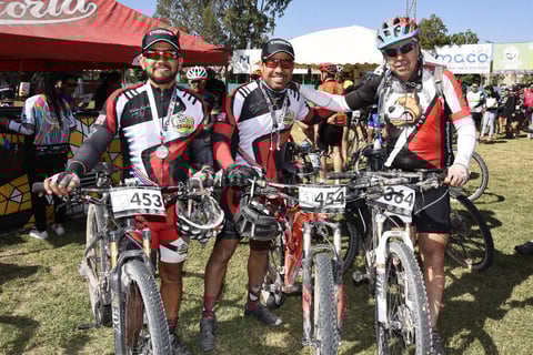 01122017 Román, Erick y Yago.