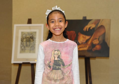 01122017 EN UNA EXPO.  Ana Sarahí.