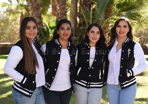 04122017 COMPAñERAS.  Adriana, Adahara, Nancy y Victoria.