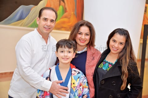 04122017 Familia González.