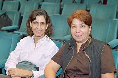 04122017 EN FESTIVAL.  Gaby y Elba.
