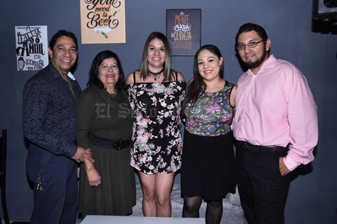 05122017 Noche de apertura