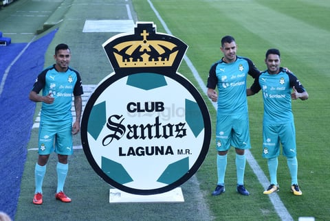 José Juan Vázquez utilizará el número 23 en su espalda, Jesús Iisijara tendrá el número 11 y Gerardo Alcoba el 3.
