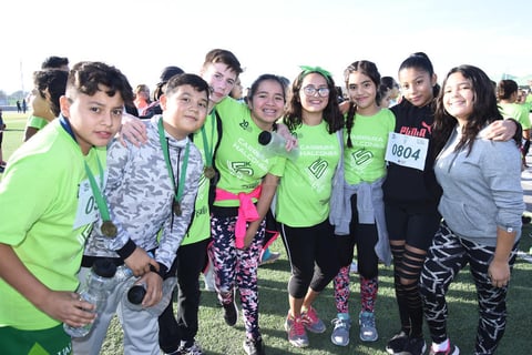 08122017 CARRERA ATLéTICA.  Diego, Ricardo, Andrés, Marisol, Celina, Abigail, Ángela y Andrea.