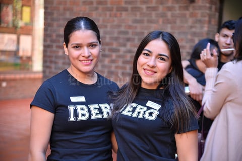 08122017 Daniela y Andrea.