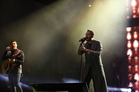 ‘Noviembre sin ti’, ‘Me duele amarte’ e ‘Invierno’ también se escucharon en la Velaria.