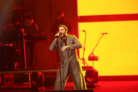 El frío se coló en la velada, pero Reik no dejó que hiciera de las suyas.