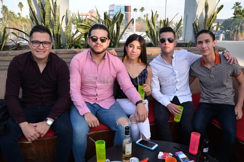 11122017 Henry, Pepe, Vanya, Cristian y Alan.