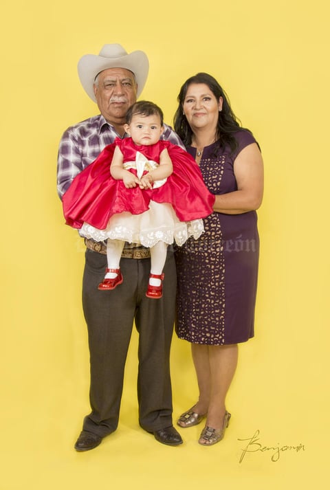 10122017 Sr. Hipólito Muñoz Alderete y Sra. Rosy Martínez de Muñoz. - Benjamín Estudio