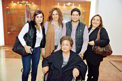 12122017 Dora, Alejandra, Diego, Paty y Dora.