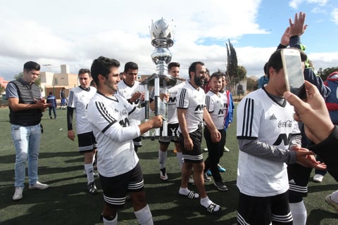 El primer lugar, contra el tercero, se vieron las caras en la gran final de la Categoría 
Premier de la Liga de Futbol Guadalupe Victoria.