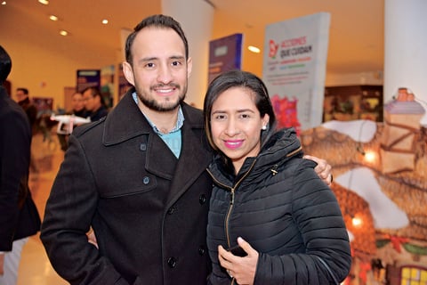 17122017 Héctor y Perla.
