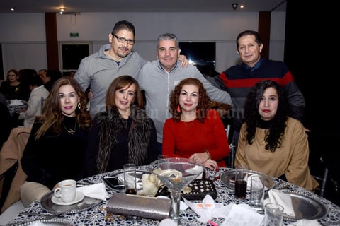 19122017 Roberto, Macario, Fernando, Nidia, Nancy, Ivonne y Rosy.