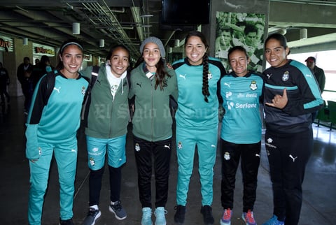 20122017 Emily, Andrea, Brenda, Andrea, Nancy y Carolina.
