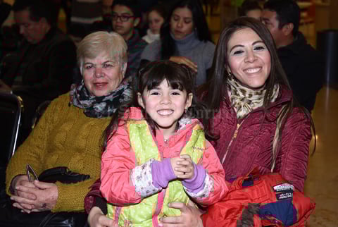 20122017 Glafira, Ximena y Eunice.