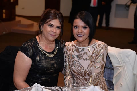 22122017 Diana y Ángela.