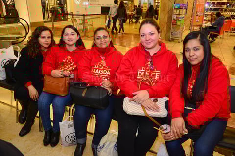 23122017 Laudeth, Scarlet, Magda, Dulce y Susy.