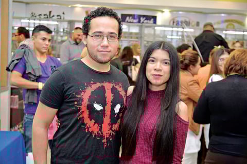 25122017 EN EXPO.  Leonardo y Tiara.