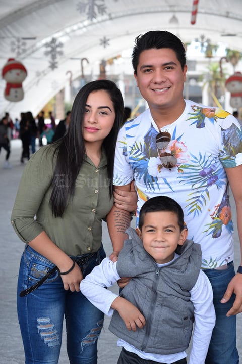 27122017 Iker, César y Yazmín.