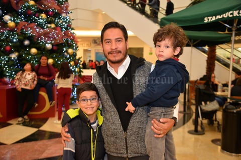 27122017 Jair, Emiliano y Santiago.