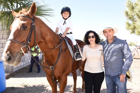 Emiliano, Zayra y César