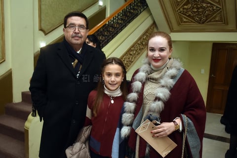 Carlos, Carlota y Brenda