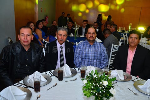 28122017 EN RECIENTE FESTEJO.  Manuel, Fernando, Gilberto y Gerardo.