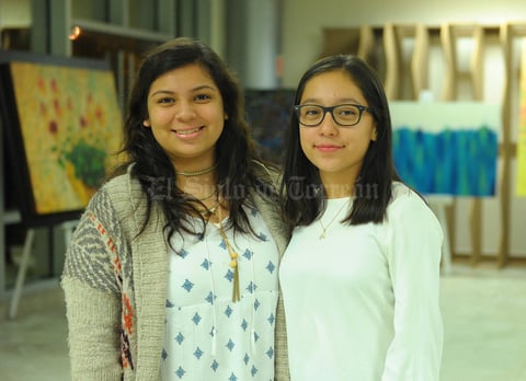 31122017 EN RECIENTE EVENTO.  Daniela y Adriana.