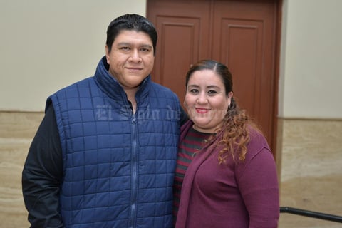 31122017 CONTENTOS.  José y Karla.