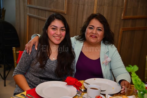 02012018 Paty y Lupita.