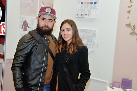 01012018 EN EXPO DE DISEñO.  Manuel y Andrea.